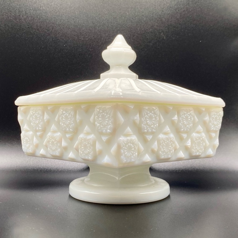 Vintage Westmoreland White Milk Glass Old Quilt Pattern Candy Dish with Lid